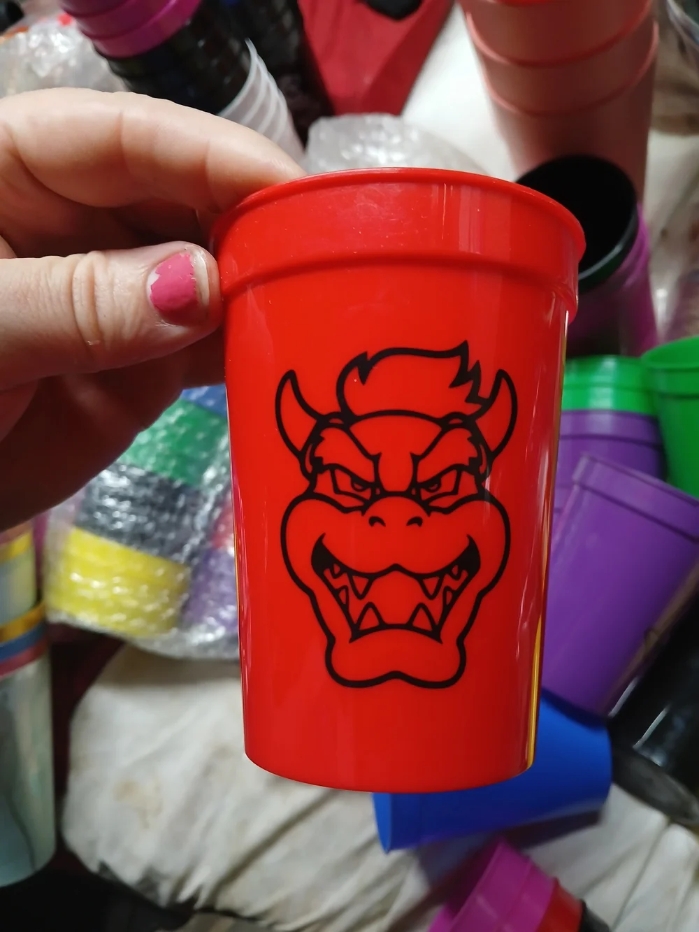 Super Mario Brothers Party Cups X24 Pack 8 Different Design's/colors